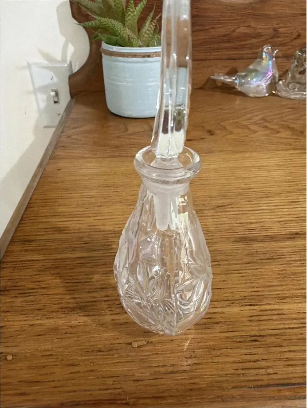 VTG Glass Perfume Bottle Heritage princess art deco Glass Stopper Floral Chateau - Picture 5 of 10